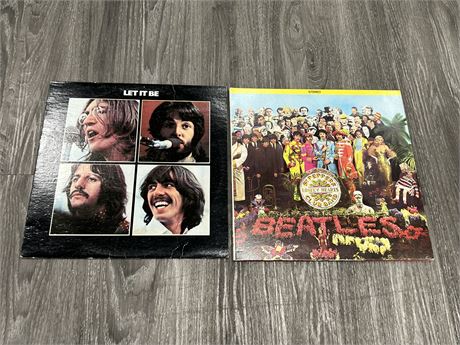 2 BEATLES RECORDS - VG (Slightly scratched)