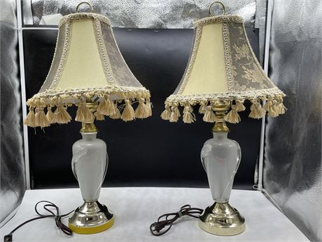 2 MCM GLASS LAMPS 22”