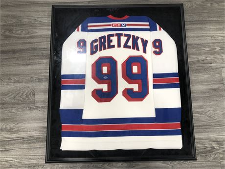 SIGNED GRETZKY JERSEY WITH COA