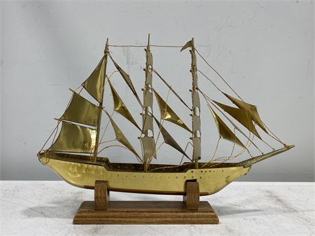 VINTAGE POLISHED BRASS 3 MAST SHIP / CULTER ON WOOD STAND (15”X11”)