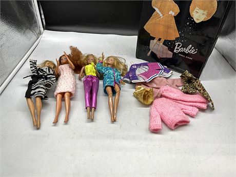 VINTAGE BARBIES / ACCESSORIES WITH CARRY BAG