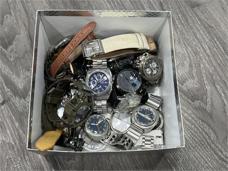 BOX OF ASSORTED WATCHES - SOME VINTAGE