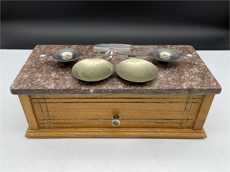 ANTIQUE MARBLE TOP SCALE IN WOOD CASE (6”X13”)