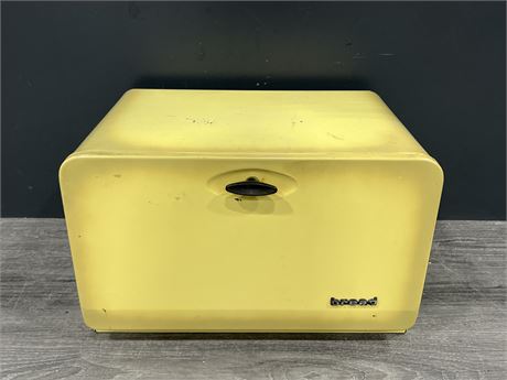 VINTAGE YELLOW BREAD BOX - MADE IN CANADA - 16”x11”x10”