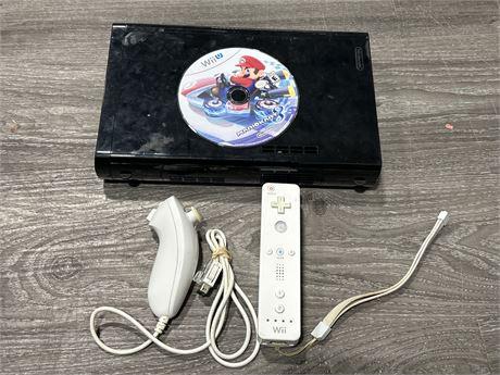 WII U W/MARIO KART 8 & WII REMOTE AND NUNCHUCK - ALL UNTESTED/AS IS