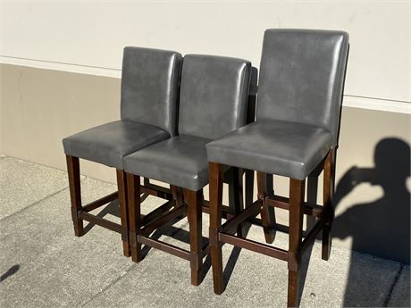3 LEATHER HIGH BACK CHAIRS (Like new)