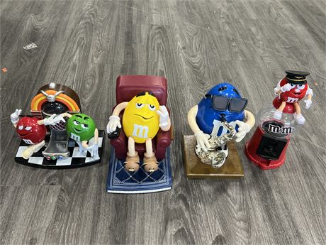 4 M&M COLLECTABLES