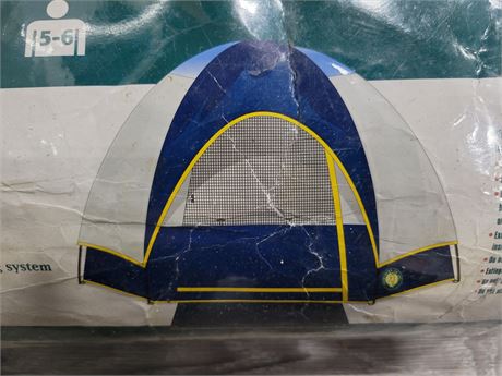 FULL FLY HEX DOME TENT 5•6 PEOPLE