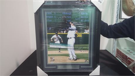 FELIX HERNANDEZ SIGNED PICTURE WITH COA (28.5”X24”) FIRST PERFECT GAME
