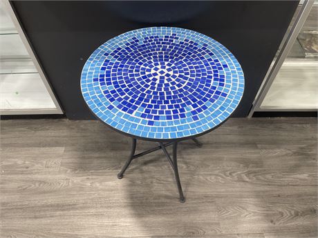 METAL WITH MOZAIC TOP PATIO TABLE (24”x28”)