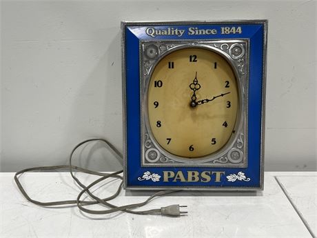 VINTAGE PABST CLOCK - AS FOUND (12.5”x15”)
