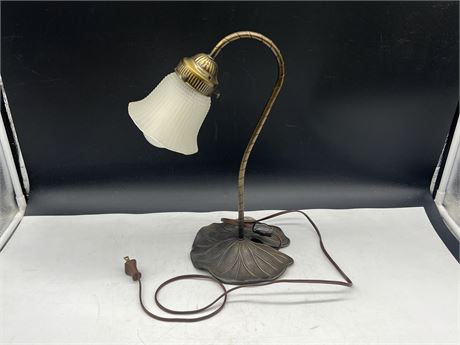 VINTAGE TULIP LAMP - 16” TALL