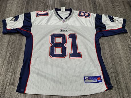 NEW ENGLAND AUTHENTIC JERSEY (MOSS) SIZE 50
