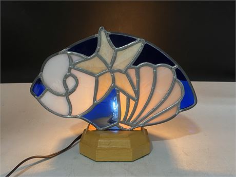OCEAN DESIGN STAINED GLASS LAMP (9”X7”)