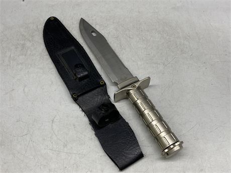OUTDOOR SURVIVAL STAINLESS STEEL KNIFE W/SHEATH (8” BLADE)