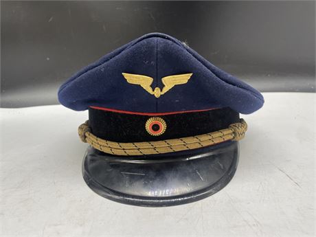 ANTIQUE GERMAN PILOT HAT