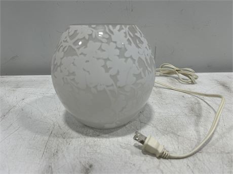IKEA KNUBBING 7” GLOBE TABLE LAMP - CHERRY BLOSSOM FROSTED