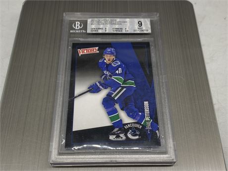 2018/19 UD VICTORY ELIAS PETTERSSON ROOKIE GRADED BECKETT 9