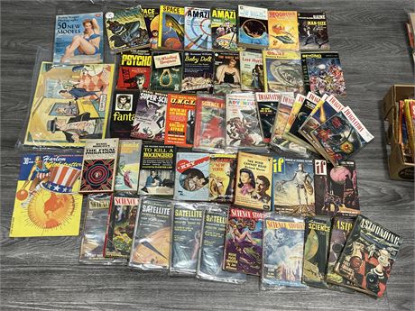 LOT OF VINTAGE BOOKS / MAGS - MOSTLY SCIENCE FICTION