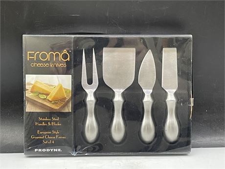 SEALED FROMA CHEESE KNIVES SET OF 4