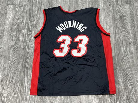 MOURNING MIAMI HEAT JERSEY SIZE 44