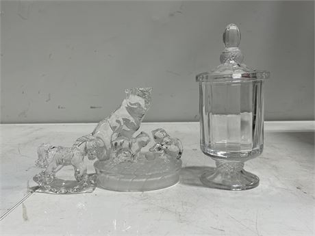 3 GLASS FIGURES INCLUDING ROCKING HORSE, PLAYING KITTENS, & GLASS CONTAINER