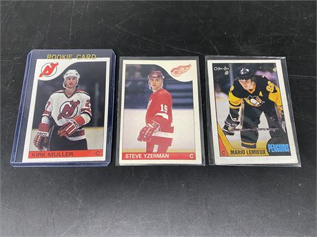 (3) 1980s NHL CARDS