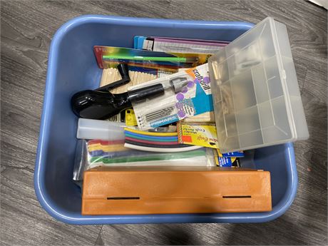 TUB OF ARTS AND CRAFTS TOOLS
