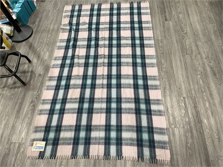 HEAVY WOOLEN PLAID BLANKET WITH LABEL 56”x92”