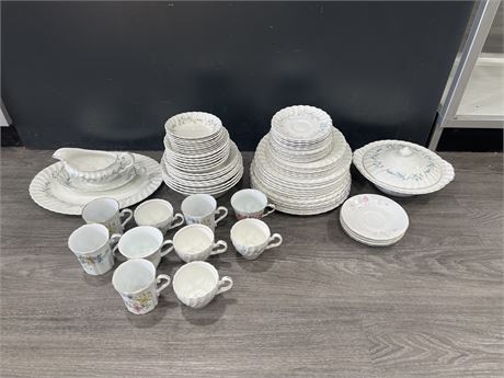 LARGE LOT OF ASSORTED CHINA