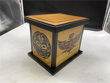 CLARENCE WELLS INDIGENOUS BOX (9.5’ x 7.5’ x 8’)