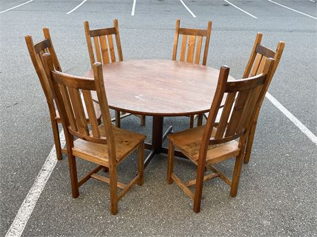 ROUND POKER TABLE (54” DIAMETER) & 6 WOOD CHAIRS (44.5” TALL)