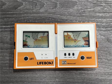 1983 GAME & WATCH LIFE BOAT HAND HELD GAME