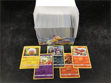POKÉMON 400 + CARDS