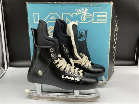 VINTAGE LANGE ICE SKATES NEW IN BOX