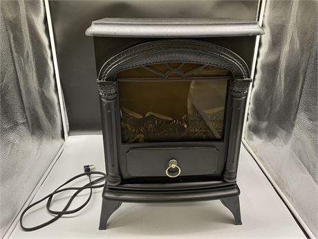 ELECTRIC FIREPLACE HEATER (Works, 22” tall)