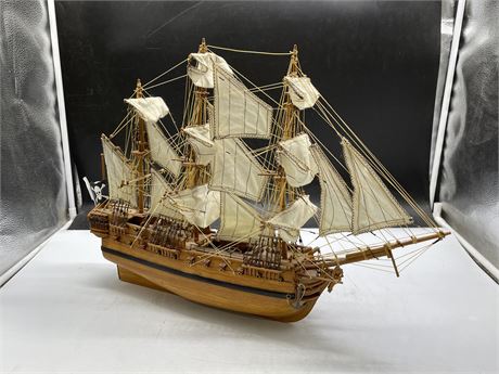 MAHOGANY SCALE MODEL GALLEON PIRATE SHIP - NO STAND - 22” X 16”