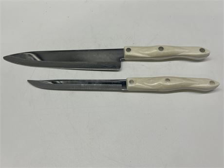 2 CUTCO WHITE HANDLED KNIVES