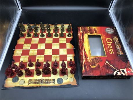 PIRATES OF THE CARIBBEAN COLLECTORS CHESS SET