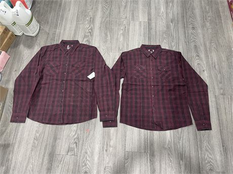 (2 NEW WITH TAGS) MENS LONG SLEEVE COLLARED SHIRTS SIZE XL-XXL