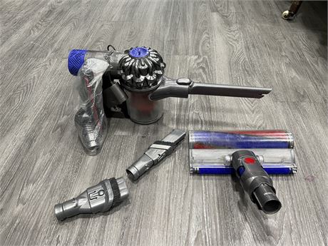 DYSON V6 VACUUM WITH CHARGER & ACCESSORIES (WORKS)