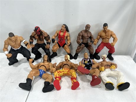 9 WWE RING GIANTS FULLY ARTICULATED WRESTLING FIGURES 14” TALL