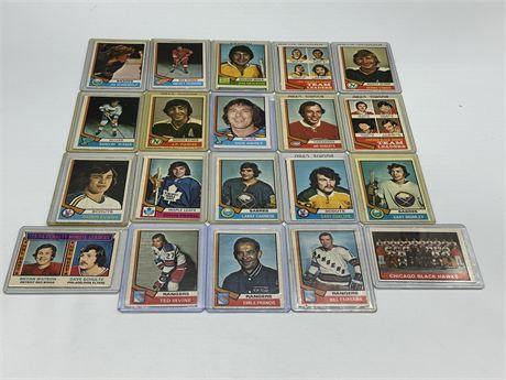 (20) 1973-74 OPC HOCKEY CARDS