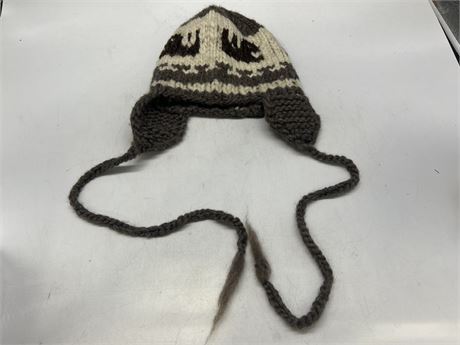 COWICHAN HAND KNITTED TOQUE