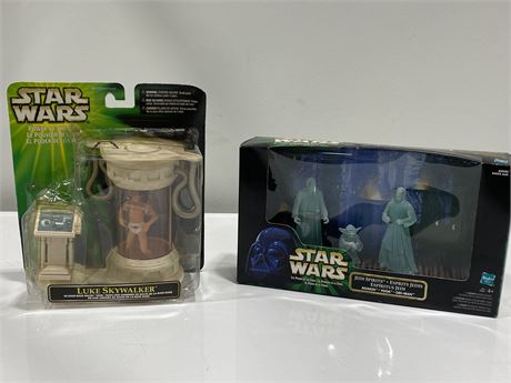 2 UNOPENED STAR WARS COLLECTABLES