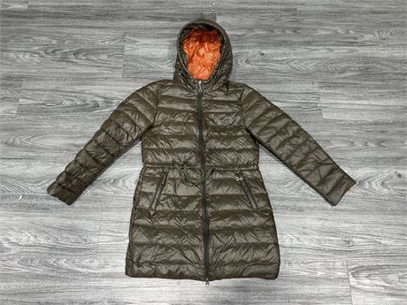 THE NORTH FACE WOMENS PARKA STYLE DOWN COAT - SIZE L