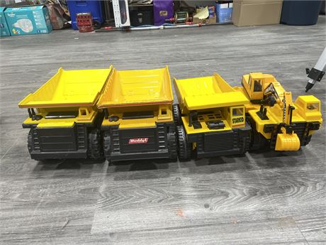 LOT OF 4 CONSTRUCTION SITE VEHICLES
