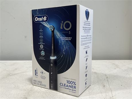 NEW ORAL-B iO SERIES 5 ELECTRIC TOOTH BRUSH SET