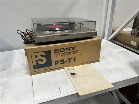SONY PS-T1 TURNTABLE W/BOX - UNTESTED