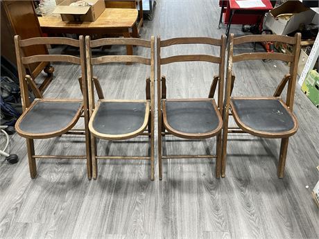 4 VINTAGE FOLDING WOODEN CHAIRS